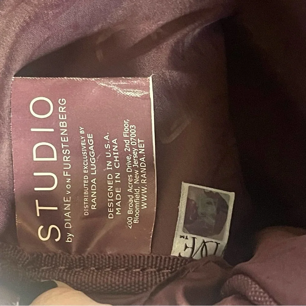 Diane Von Furstrenberg DVF Studio Weekender Carry-on travel bag - Picture 12 of 16